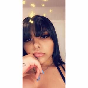 Meet your Posher, Desiree